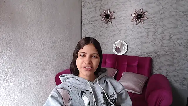 Evagirl69 online show from April 24, 2026, 12:18 pm
