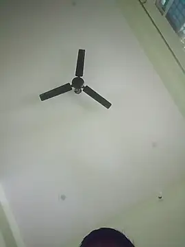 vardh033 online show from October 11, 2025, 6:14 am