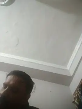 vardh033 online show from December 15, 2025, 11:38 am