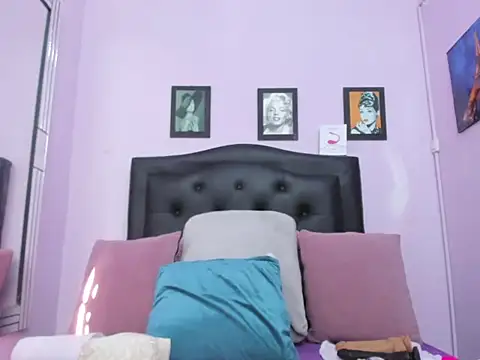 Snapshot of monalind220 chatting on March 10, 2026, 1:26 pm monalind220 online show from March 10, 2026, 1:26 pm