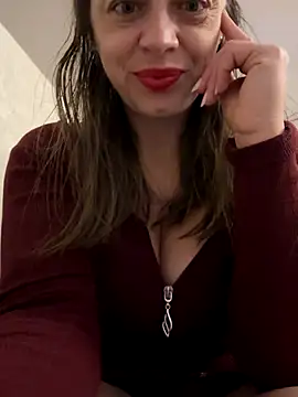 Snapshot of ladywithbigass chatting on November 19, 2025, 5:51 am ladywithbigass online show from November 19, 2025, 5:51 am