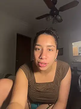 Snapshot of Souphicherry chatting on May 30, 2026, 9:31 pm Souphicherry online show from May 30, 2026, 9:31 pm