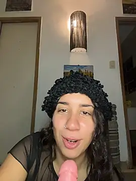 Snapshot of Souphicherry chatting on May 20, 2026, 2:19 am Souphicherry online show from May 20, 2026, 2:19 am