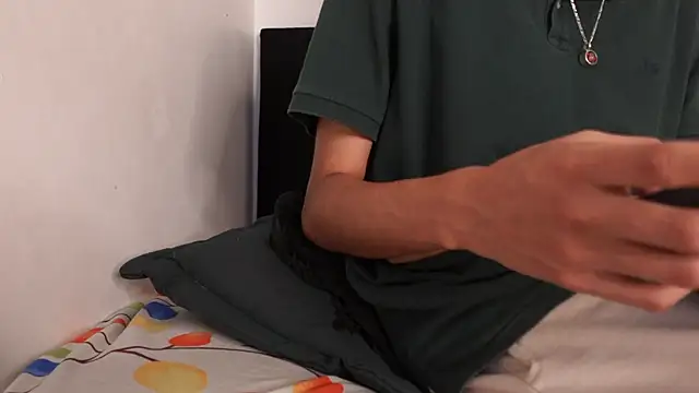 alexmark  online show from March 12, 2026, 7:07 pm