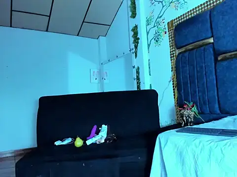 vyumekoper online show from September 10, 2025, 3:49 am