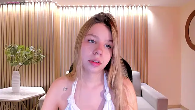 TiffannySins online show from July 29, 2026, 5:28 am