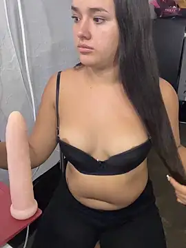 Luciaparker03 online show from January 31, 2026, 11:58 pm