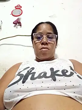 Big ass submissive online show from June 11, 2026, 5:04 am
