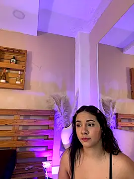  miss mia online show from September 16, 2025, 10:38 am