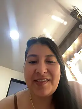 Snapshot of evelyn_1702 chatting on July 8, 2026, 9:04 pm evelyn 1702 online show from July 8, 2026, 9:04 pm