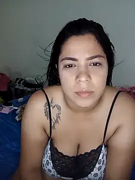 Snapshot of Georgina_Bigboobs chatting on March 18, 2026, 3:42 am Georgina Bigboobs online show from March 18, 2026, 3:42 am