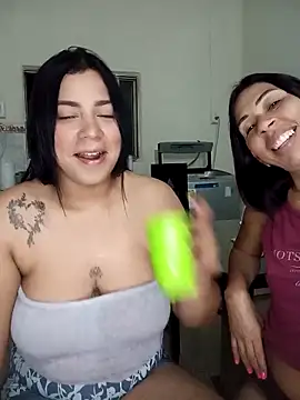 Snapshot of Georgina_Bigboobs chatting on March 27, 2026, 3:59 am Georgina Bigboobs online show from March 27, 2026, 3:59 am