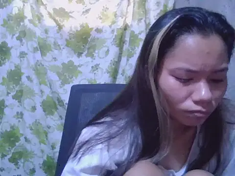 Sweeetgurll online show from November 16, 2025, 1:10 am