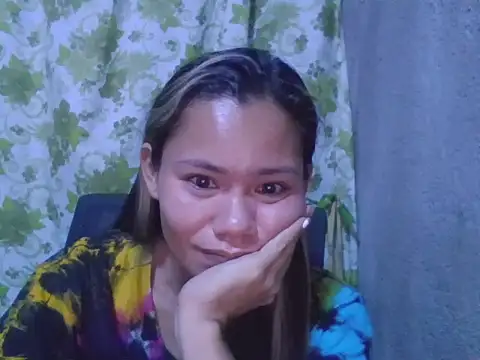 Sweeetgurll online show from September 10, 2025, 9:47 pm