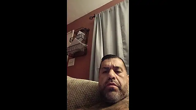 Snapshot of Fatboy909 chatting on March 22, 2026, 12:29 pm Fatboy909 online show from March 22, 2026, 12:29 pm