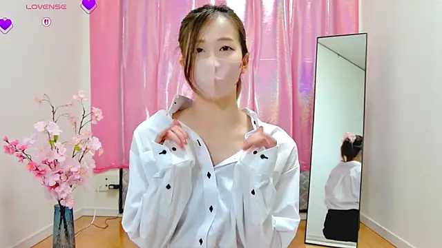 Haruno sakura ch online show from March 10, 2026, 8:07 am