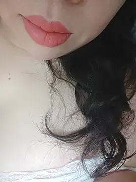 Julyy08 online show from July 7, 2026, 2:53 pm