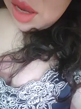 Julyy08 online show from June 22, 2026, 3:42 pm