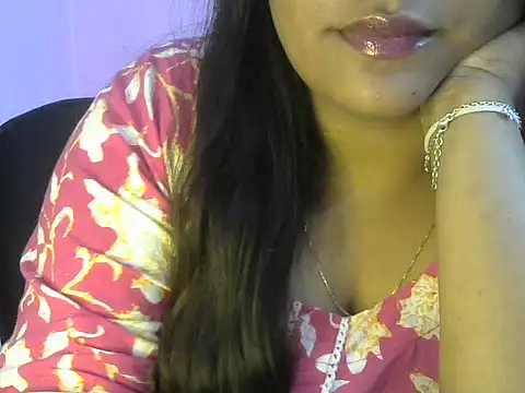 Queenxxx98 online show from January 17, 2026, 6:55 pm