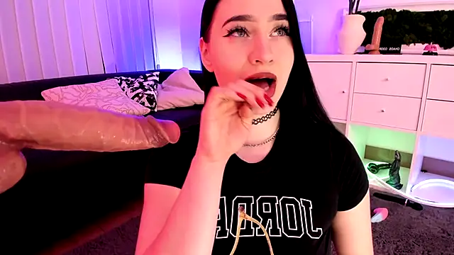 Snapshot of Mary_Lori chatting on March 7, 2026, 7:37 am Mary Lori online show from March 7, 2026, 7:37 am