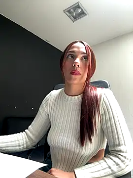 nikolevoshkie  online show from September 19, 2025, 5:28 pm