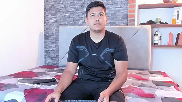 Sexxyy Couple  online show from May 10, 2026, 7:27 pm