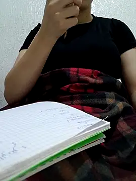 Ahalm online show from October 6, 2025, 8:09 pm