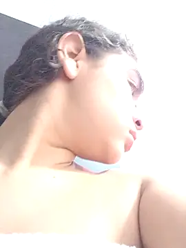 Snapshot of KENDALL_ART chatting on March 18, 2026, 2:37 am KENDALL ART online show from March 18, 2026, 2:37 am