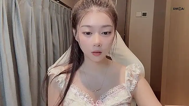 Makinghappymyself  online show from December 22, 2025, 5:29 am