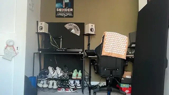 KayleeBella online show from March 21, 2026, 9:58 am