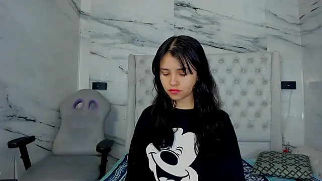 Ari and Storm online show from September 21, 2025, 1:27 pm