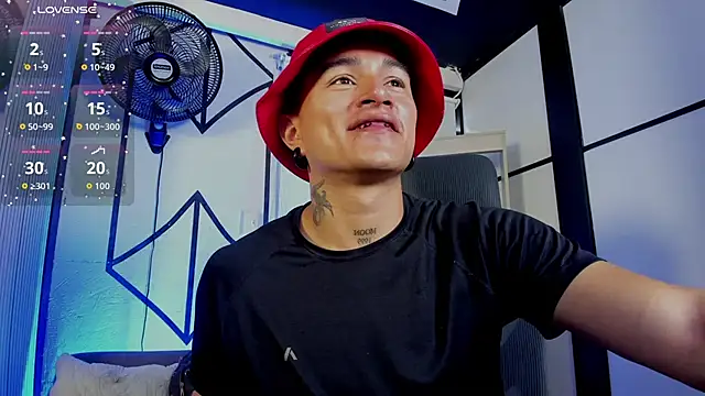 LiamDeep online show from June 7, 2026, 4:12 pm