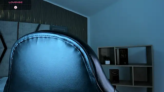 Snapshot of LiamDeep chatting on February 6, 2026, 8:27 pm LiamDeep online show from February 6, 2026, 8:27 pm