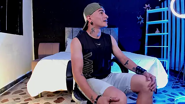 LiamDeep online show from June 21, 2026, 8:03 pm