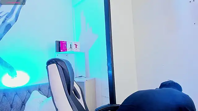 Snapshot of LiamDeep chatting on March 10, 2026, 7:51 pm LiamDeep online show from March 10, 2026, 7:51 pm