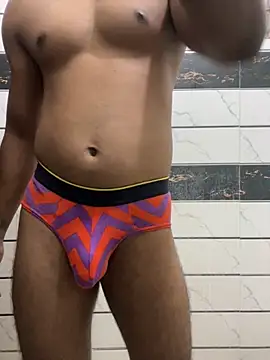 x7bong online show from October 10, 2025, 1:39 am