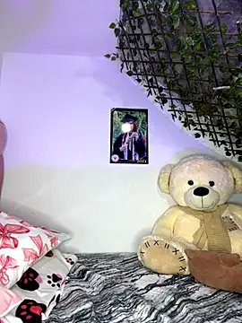 Snapshot of Melody_rouxxx chatting on October 9, 2025, 11:38 pm Melody rouxxx online show from October 9, 2025, 11:38 pm