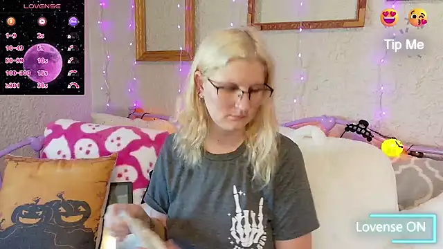 Snapshot of samanthamalichite chatting on September 27, 2025, 7:20 pm samanthamalichite online show from September 27, 2025, 7:20 pm