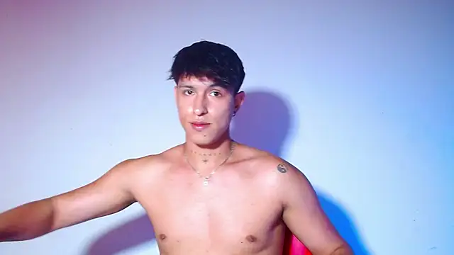 rowanbigboy23 online show from March 23, 2026, 8:52 pm