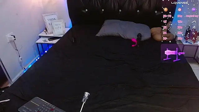 Snapshot of Sara_Pasquel chatting on September 26, 2025, 1:01 am Sara Pasquel online show from September 26, 2025, 1:01 am