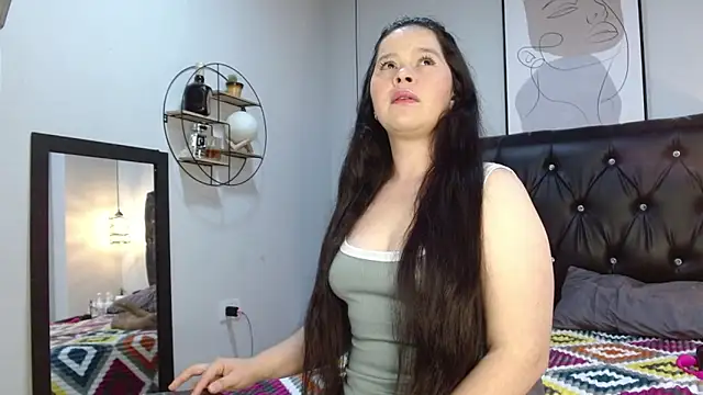 Snapshot of Sara_Pasquel chatting on October 5, 2025, 10:22 pm Sara Pasquel online show from October 5, 2025, 10:22 pm