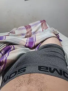 kelvinjesus34 online show from July 19, 2026, 4:04 pm