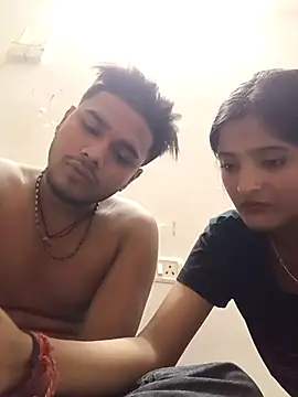 romantic couple1 online show from October 19, 2025, 3:20 am