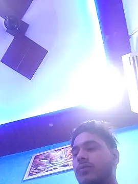 romantic couple1 online show from September 18, 2025, 1:30 am