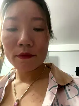 Pyy07 online show from November 15, 2025, 12:20 pm