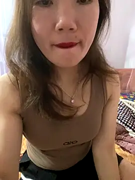 Pyy07 online show from November 25, 2025, 6:47 am