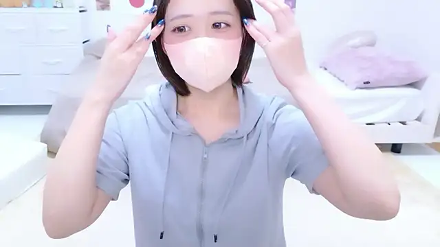 Snapshot of Hinata_Sun chatting on June 30, 2026, 10:21 pm Hinata Sun online show from June 30, 2026, 10:21 pm