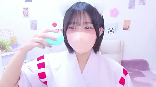 Snapshot of Hinata_Sun chatting on July 12, 2026, 1:12 pm Hinata Sun online show from July 12, 2026, 1:12 pm