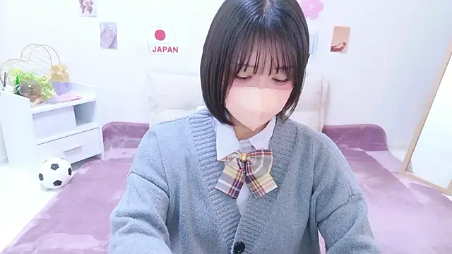 Snapshot of Hinata_Sun chatting on July 13, 2026, 11:42 am Hinata Sun online show from July 13, 2026, 11:42 am