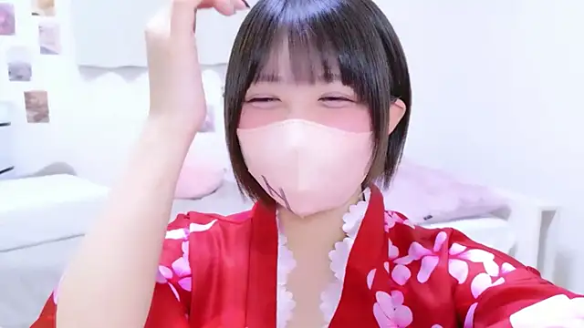 Hinata Sun online show from March 8, 2026, 1:25 pm